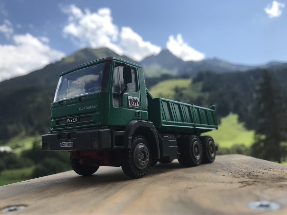 camion iveco eurocargo.jpeg