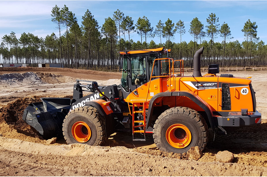 Doosan DL420 cvt I.jpg