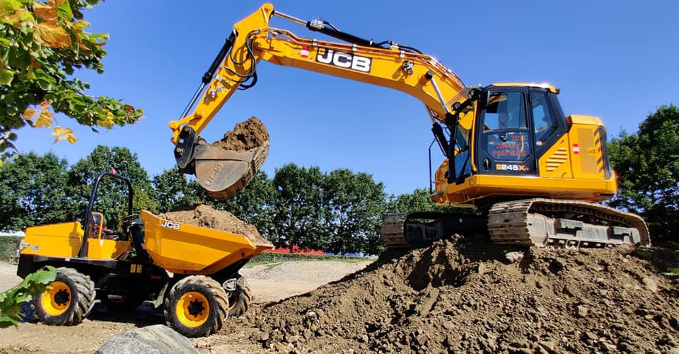 Jcb 215XR (5).jpg