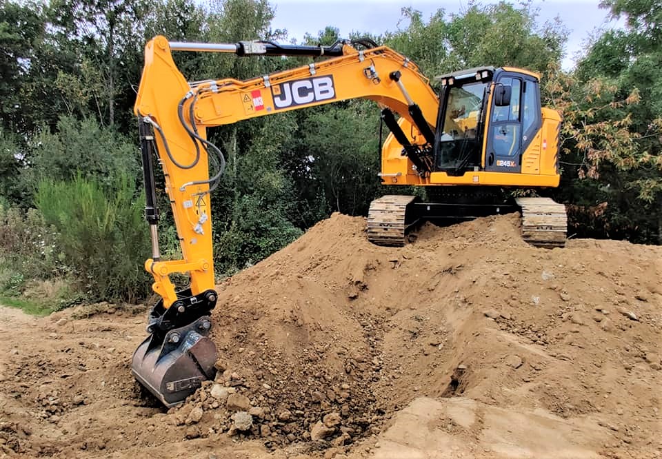 Jcb 215XR (17).jpg