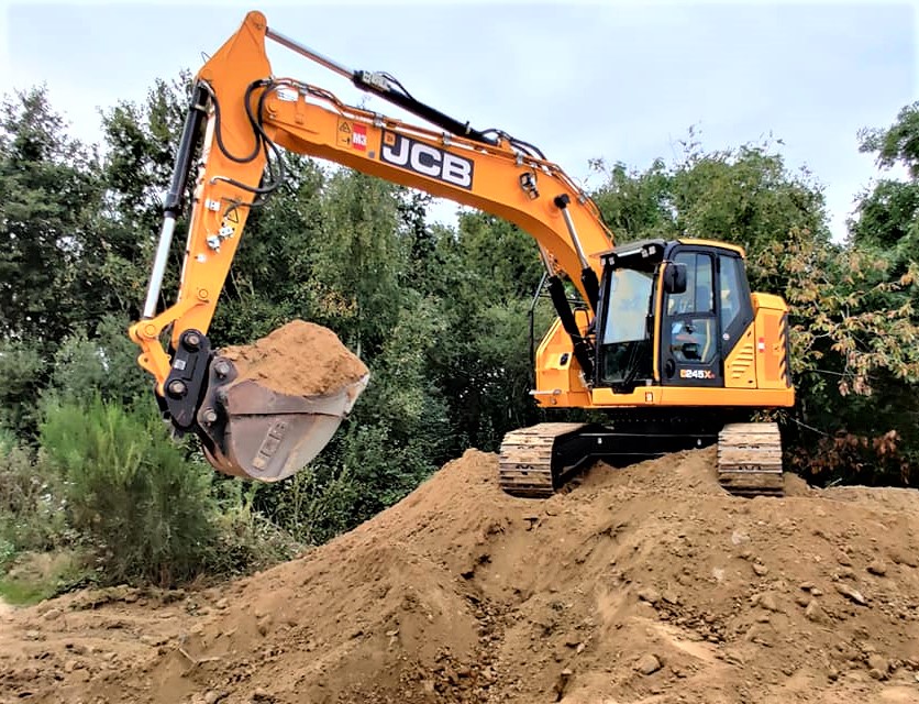 Jcb 215XR (16).jpg