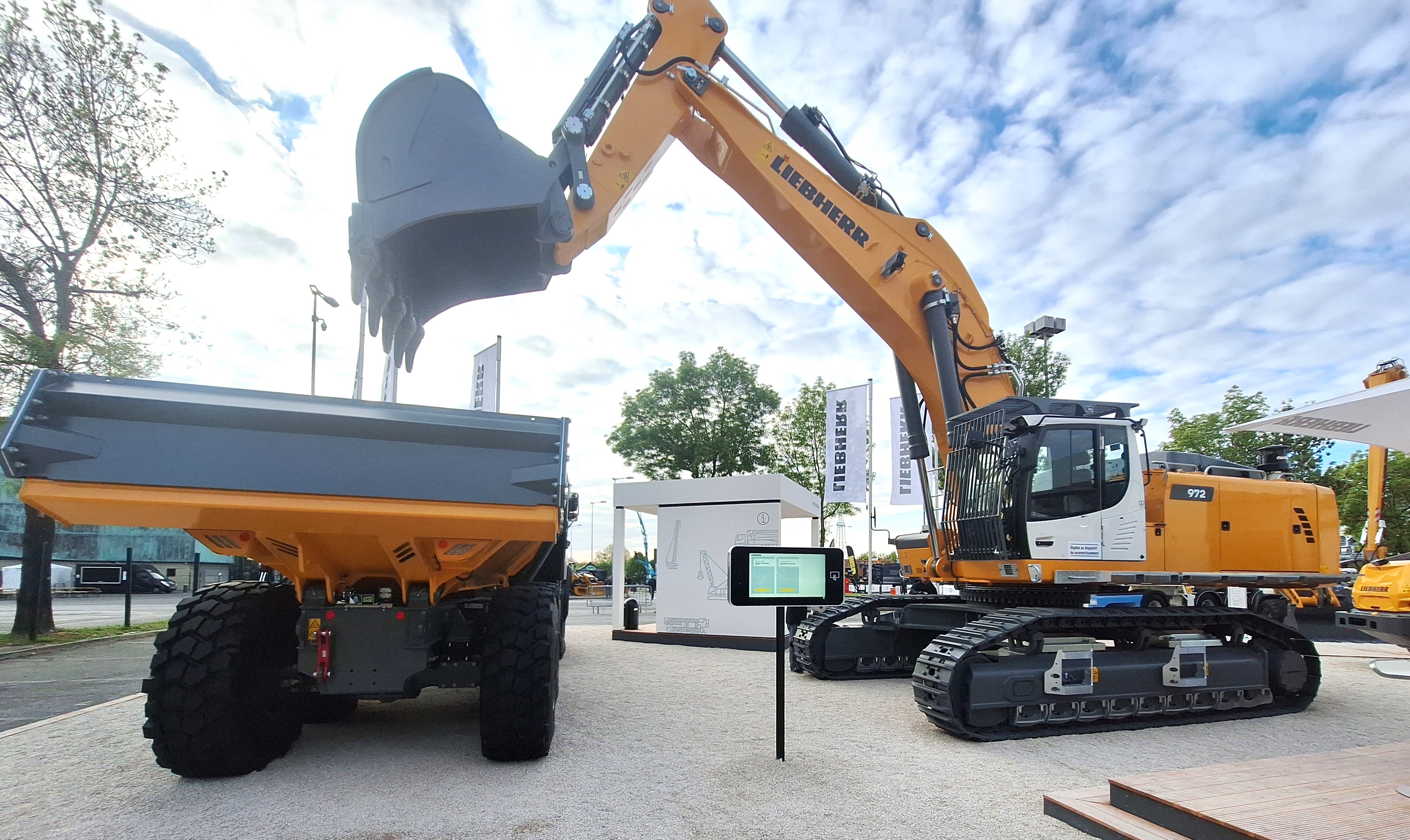 Liebherr II.jpg