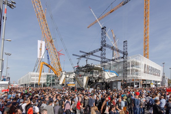 Bauma Liebherr.jpg