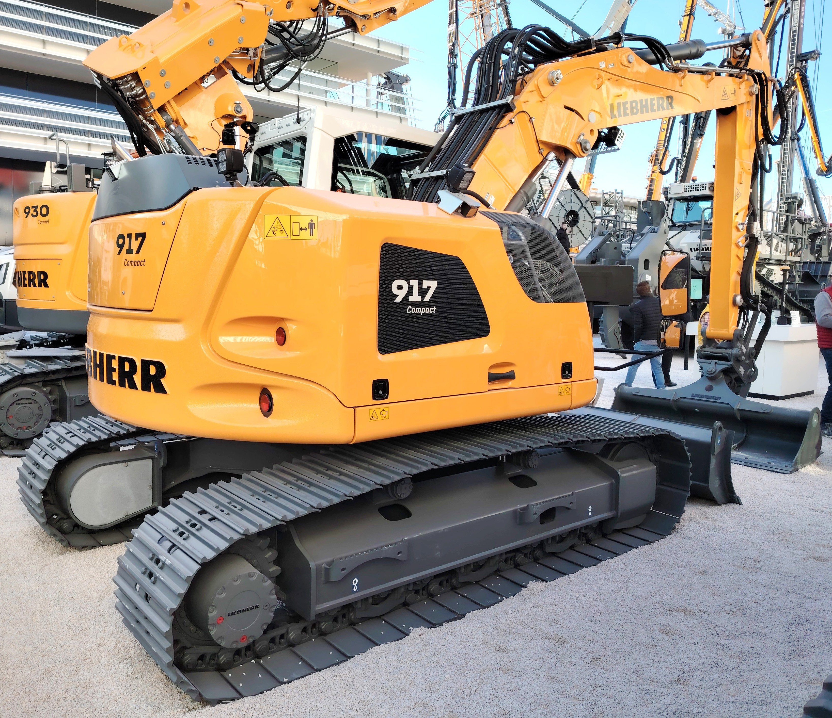 Liebherr R917c.jpg