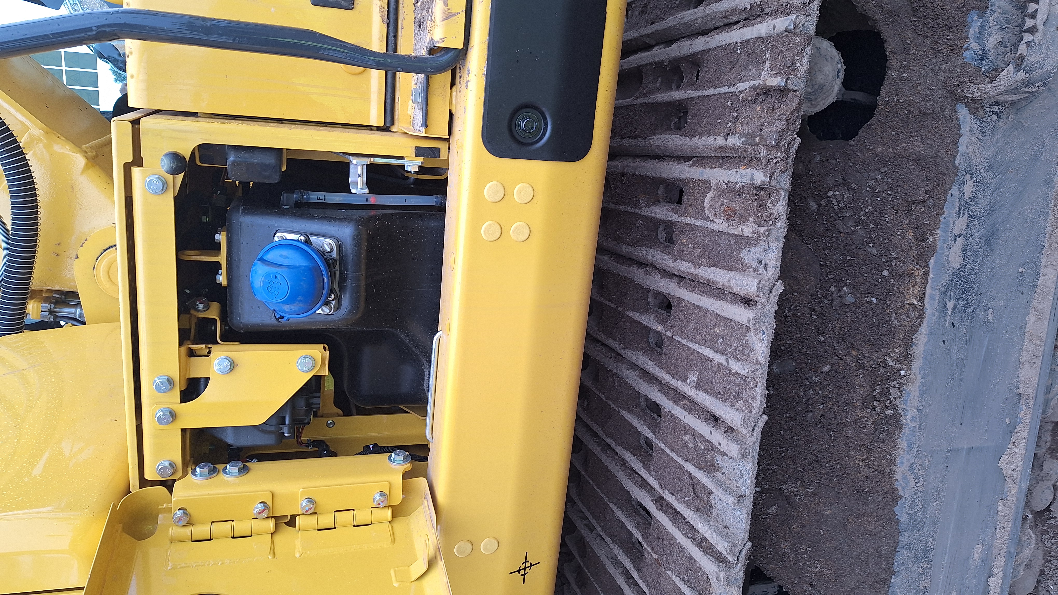 Komatsu 01.jpg