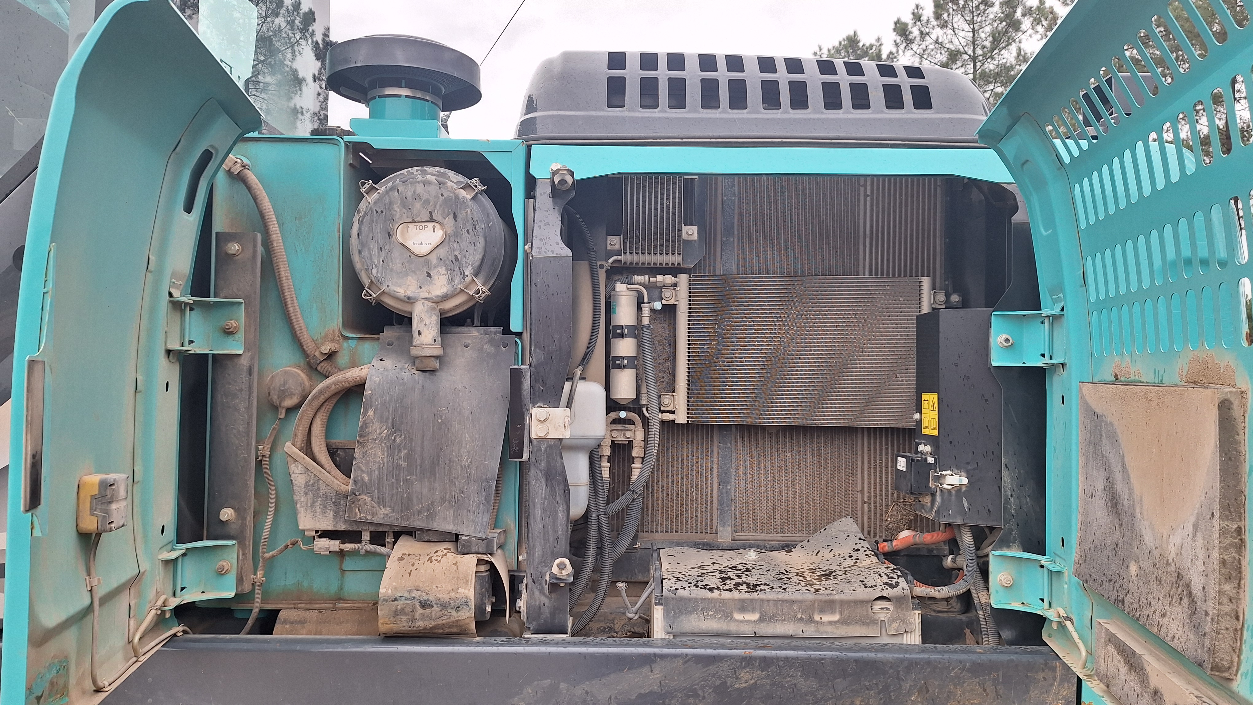 Kobelco 02.jpg