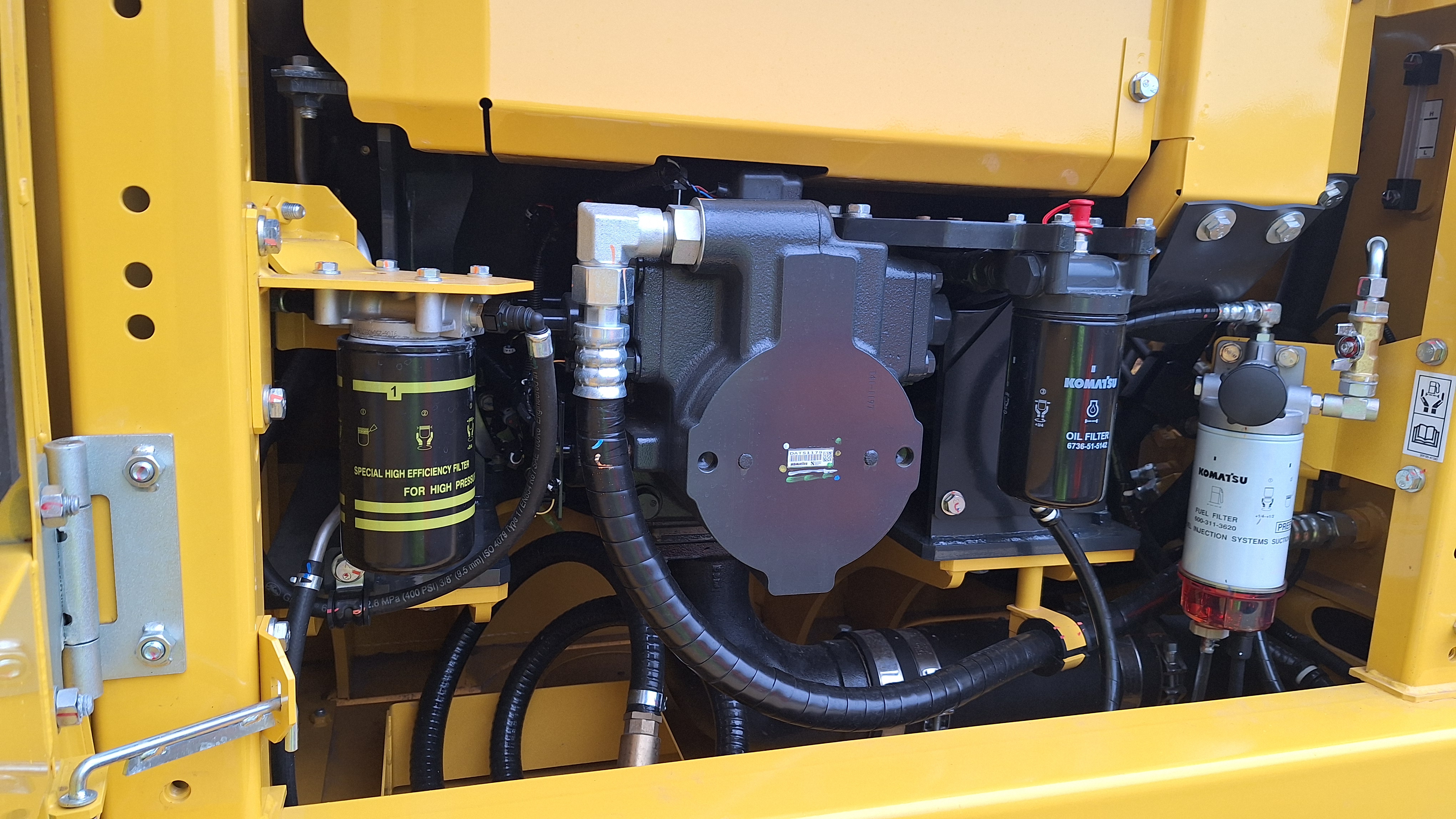 Komatsu 03.jpg