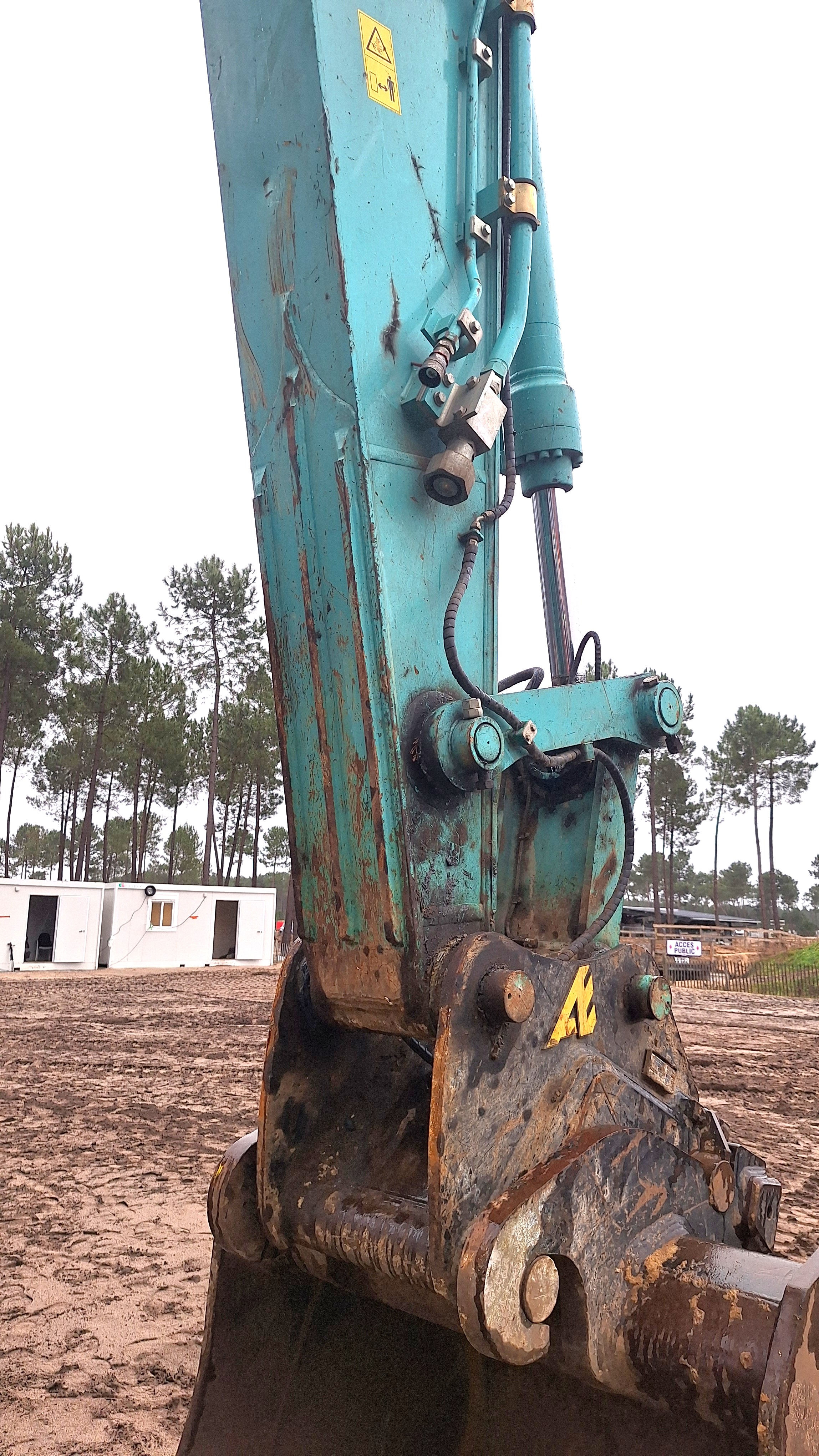 Kobelco 05.jpg