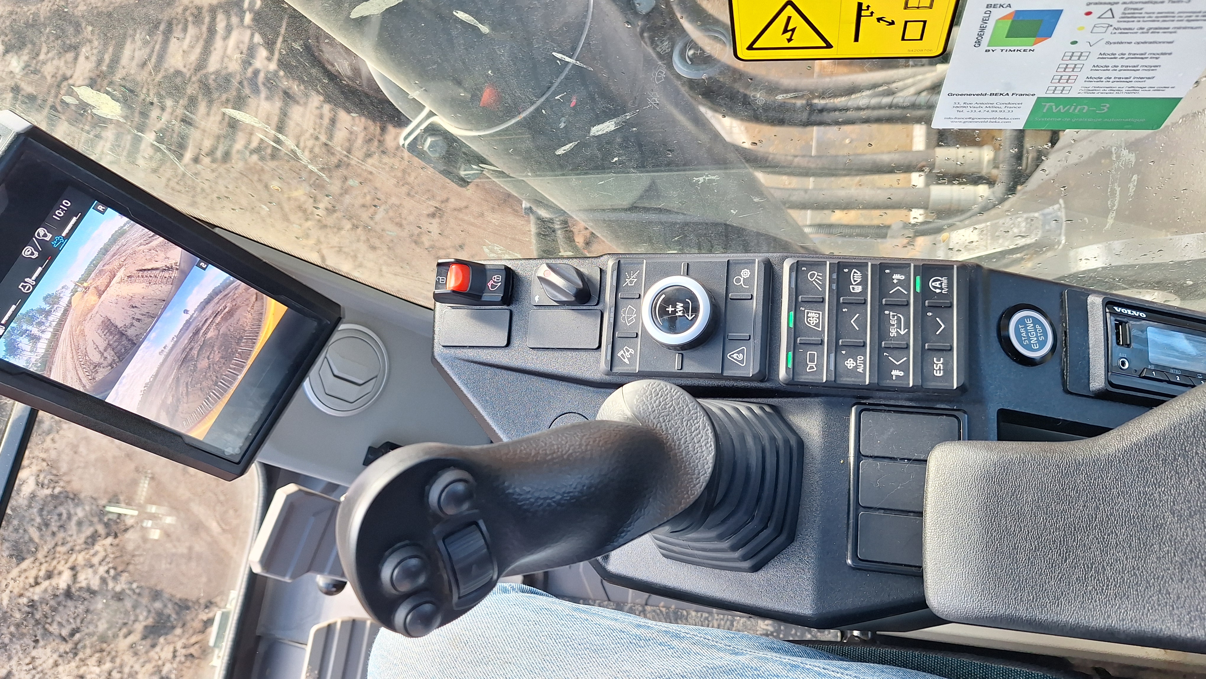 Volvo 03.jpg